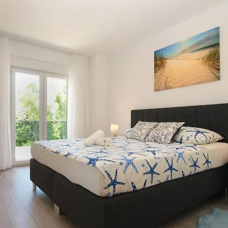 Ema By Guide Villa Šišan