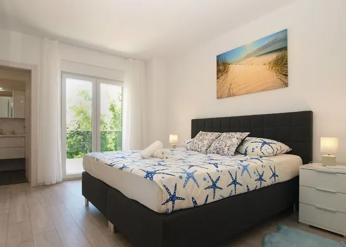 Ema By Guide Villa Ližnjan