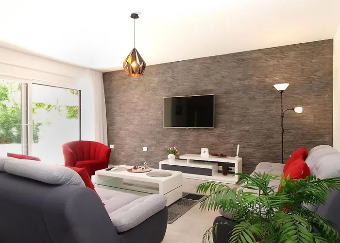 Ema By Guide Villa