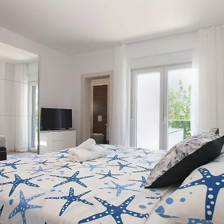 Ema By Guide Шишан